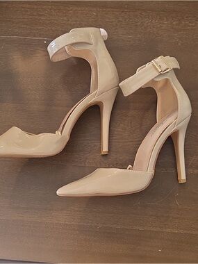 Nude Patent Pointed-Toe Ankle-Strap Stiletto Heels